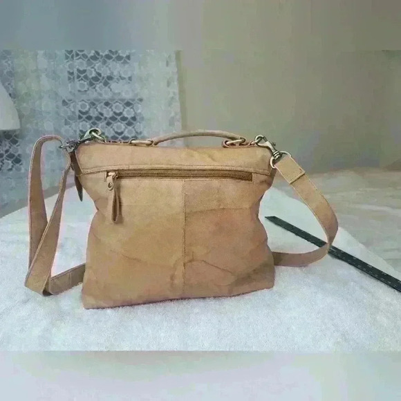 BOLLA Classic Soft Leather Messenger Bag Crossbody Light Brown Handbag Purse - Picture 15 of 16